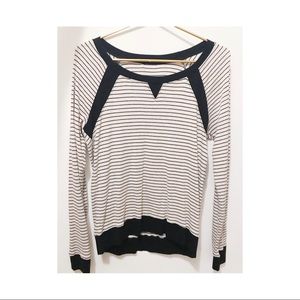 LAmade pin stripe crew sweatshirt  ship by 5/14
